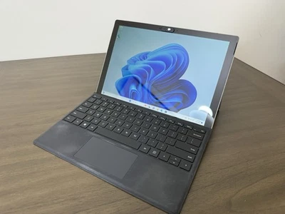 Microsoft Surface Pro (5.ª generación) Intel Core i7-7660U 512 GB SSD 16 GB Ram Foto 1 de 4