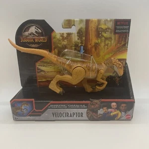 Jurassic World Camp Cretaceous - Velociraptor Savage Strike 4" Dinosaur Figure - Picture 1 of 1