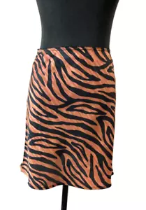 New-GB girls-junior swim cover up skirt- size XL -Extra Large - w/ tiger stripes - Picture 1 of 3
