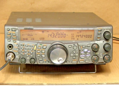 Kenwood TS-2000 Radioaficionado HF, VHF, UHF Transceptor - EN CAJA - EXCEPCIONAL Foto 1 de 4