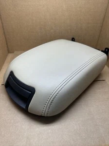 2010-2016 Ford Taurus Center Console Lid Tan Middle Arm Rest Armrest Top Cover - Picture 1 of 8