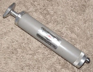 Unico Model 400 Precision Pump - 100ml Komyo, Japan - Picture 1 of 3