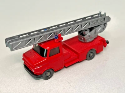 Wiking 1:87 HO Scale #602 Opel Blitz B DL 18 Fire Ladder Truck - Image 1 of 4