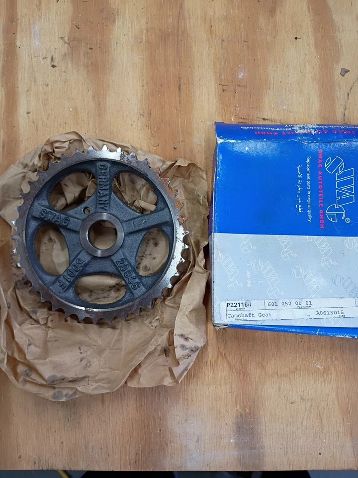 Cam Shaft Gear Mercedes Benz 190d Om 601 New - Image 1 of 1