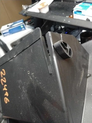 Guantera usada se adapta a: Jeep Compass 2016 grado A Foto 1 de 4