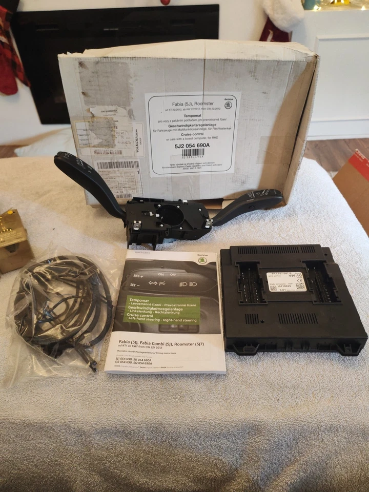 Skoda Fabia/Roomster 5J Cruise Control System For 2011-2012 Genuine  - Image 1 of 4