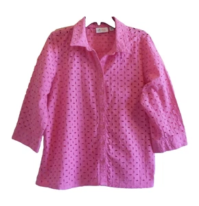 Denim & Co. QVC Women's Pink Eyelet Button Up Cardigan Top SZ L EXCELLENT - Picture 1 of 2