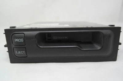 95 96 00 01 02 CHEVY TAHOE AUDIO EQUIPMENT REMOTE CASSETTE PLAYER - Image 1 of 4