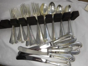 STIEFF WILLIAMSBURG QUEEN ANNE 1940 SET 8 STERLING SILVER 5 PIECE PLACE SETTINGS - Picture 1 of 16