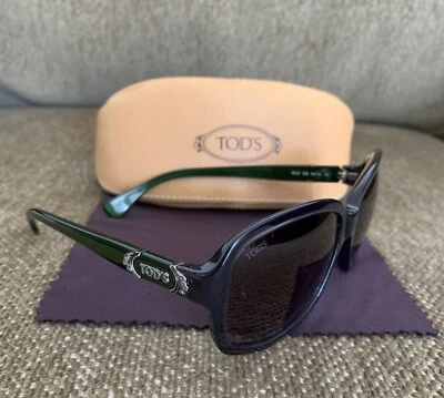 TOD’S TO 27 20B Mujeres Cuadrado Verde Brazos Negro Lente Gafas de sol Plata Logo Estuche Foto 1 de 4