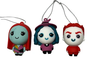 Adornos de misterio de pesadilla antes de Navidad de 3 sellos de 2" bloqueo shock sally - Imagen 1 de 9