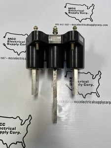 Plug In Support Block Assembly For 800A and 1200A Breakers 2614D53G04  - Bild 1 von 3