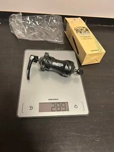 NOS Shimano Deore HB-M555 32H Front Hub DSC 6 Bolts QR 100mm Black NEW - Picture 1 of 4