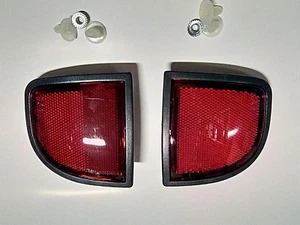 Mitsubishi L200 Triton Sportero pickup 2005-15 rear tail reflectors light red - Picture 1 of 9