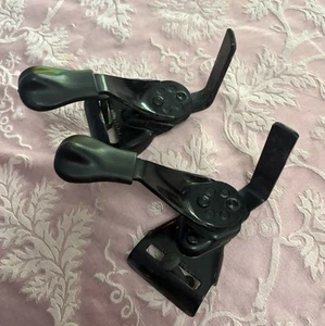 LINKS & RECHTS Invacare Tracer EX2 Rollstuhl Handbremsen Set schwarz mit Schrauben - Bild 1 von 5