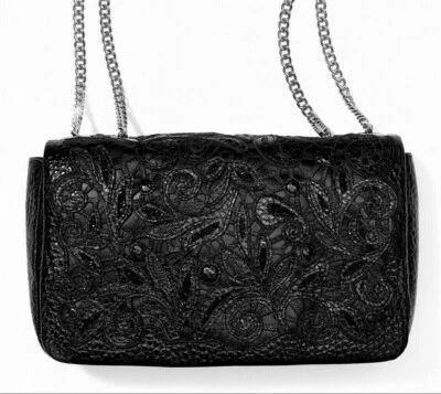 Bolso de Hombro Nuevo con Etiquetas Brighton LUNA Obra Maestra Cuero Negro Embellecido Precio de Venta sugerido por el fabricante $375 Foto 1 de 4