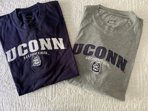 UConn Huskies Men’s Short Sleeve Tees, Navy, Gray 100% Cotton Sz XL Cover