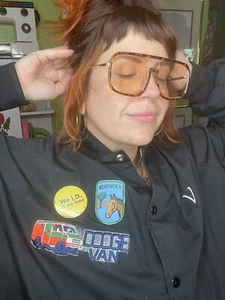 90s Black Jacket “V” Embroidered Plus 2XL Dodge Van Patch Kentucky Patch Pin - Picture 1 of 12