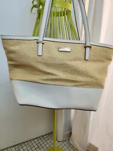 Kate Spade Stroh- und Ledertragetasche mit Blumenfutter - Bild 1 von 8