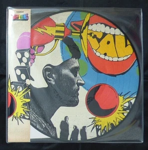 Kasabian: Happenings. Deluxe Picture Disc LP + Obi Strip. Genuine Signed Insert. - Picture 1 of 3