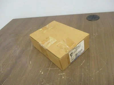 Tuerca de resorte Thomas & Betts Superstrut 4A985 acero galvanizado 1/2" *Caja de 30* Foto 1 de 4