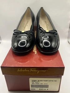 90s Salvatore Ferragamo Blade Black Pumps 9.5 B Patent Leather Cap Toe Bow NIB - Picture 1 of 3