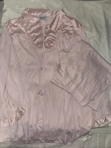 Vintage Vanity Fair Pink Pajama Top + Pants Size Medium Set Missing Button - Picture 1 of 9