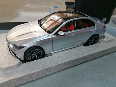 B66960637 Modellino auto MERCEDES-BENZ Classe C 1:18 -ORIGINALE-MERCEDES - Immagine 1 di 4