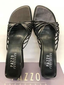Sandali neri con zeppa Pazzo donna taglia 8 1/2 LARGHI - stile BIGLIETTO con scatola - Foto 1 di 5