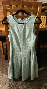 Vestido verde menta ajustado y acampanado - Imagen 1 de 5