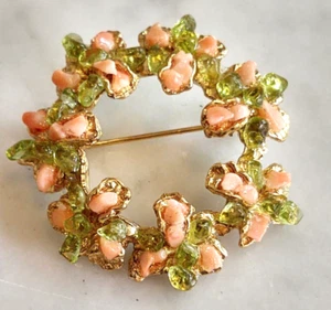 Vintage Gem Coral Peridot Olivine Flower Wreath Brooch Pin Gold Tone - Picture 1 of 5