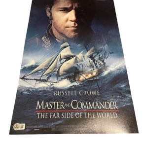 RUSSELL CROWE SIGNED AUTOGRAPH 12x18 MASTER COMMANDER PHOTO POSTER PROOF BECKETT - Picture 1 of 7