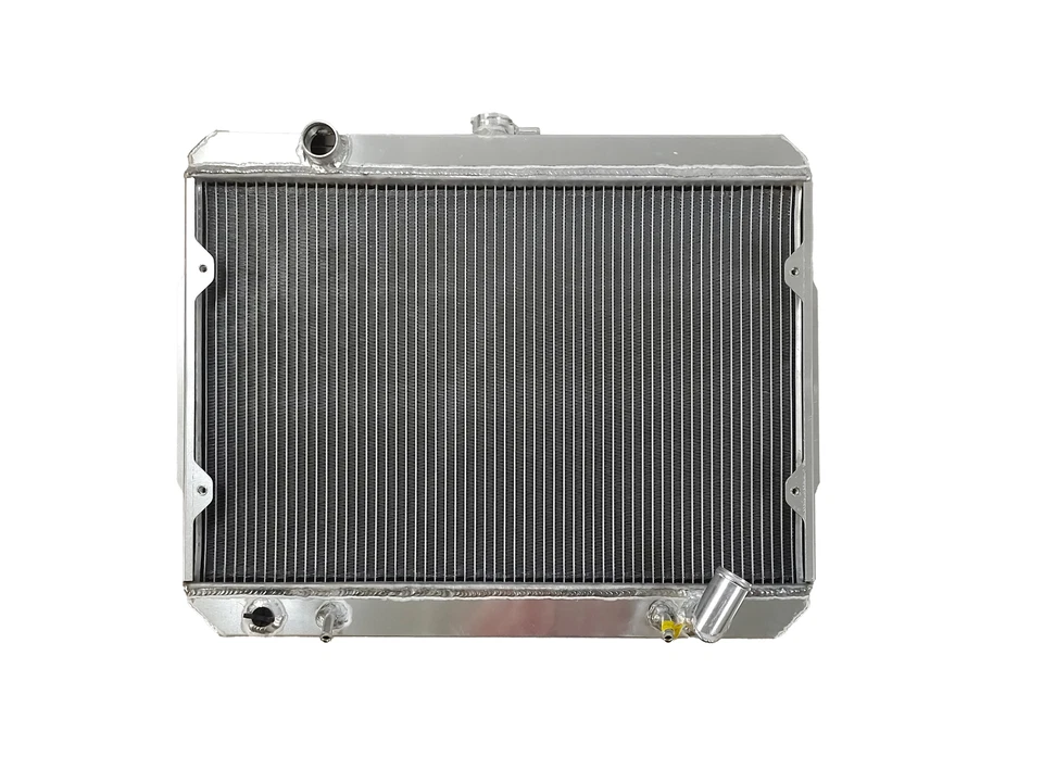 RADIATOR for Mitsubishi Mighty Max 2.6 87-89;Dodge Ram 50: 87-89 2.6L 90-93 2.4 — 第 1/1 张图片