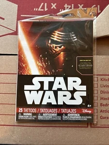 NEW Star Wars Temporary Tattoos Set of 25 Pieces - The Force Awakens - Ages 4+ - Imagen 1 de 2