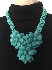 NATURAL STONE CRYSTAL BIB NECKLACE TURQUOISE  HANDMADE HANDCUT - Picture 1 of 2