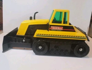 Vintage Tonka Yellow and Black Bulldozer Really Nice Pressed Steel and Plastic - Picture 1 of 6