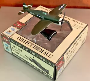 P-47 Thunderbolt. Fighter Bomber. Die Cast metal. 1:100 scale. New in Box. Mint - Picture 1 of 5