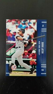 2005 Playoff Prestige #2 DEREK JETER New York Yankees ~GT01