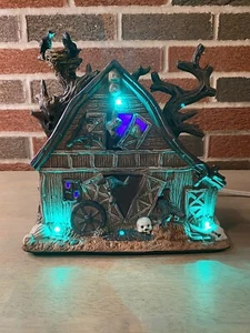 FG Square Halloween Village NATURE'S REVENGE Neu im Karton - Bild 1 von 20