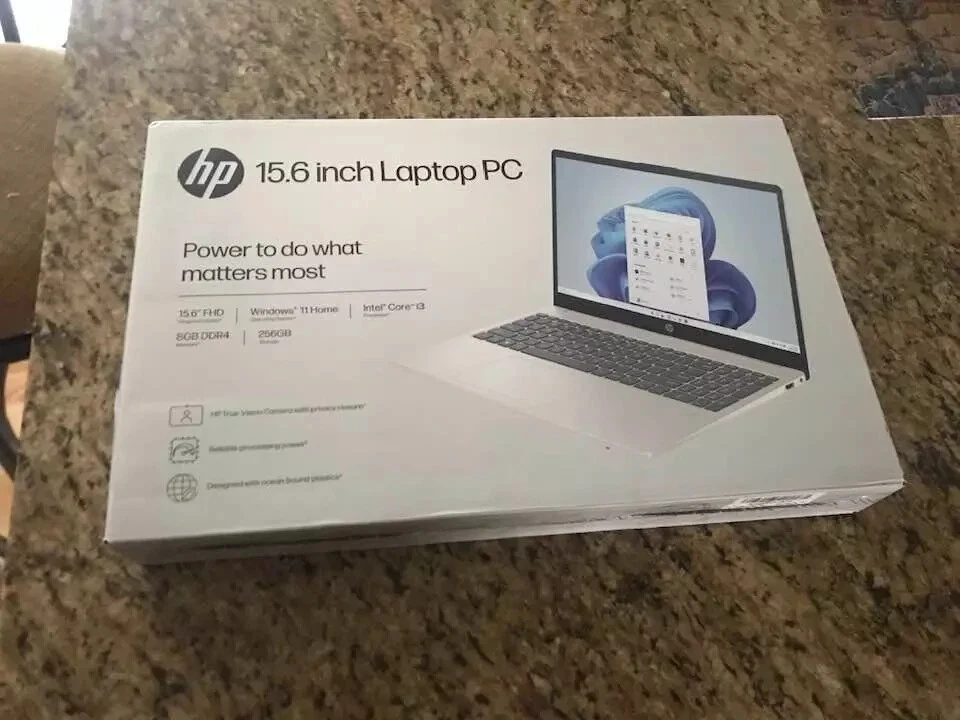 HP 15-fd0131wm 15.6" Laptop 8gb Ram 256gb storage Windows 11 - Image 1 of 1