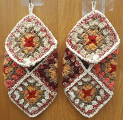 Hausschuhe Puschen Hüttenschuhe 255g braun-orange-beige Gr.46-48 gehäkelt OmaEle - Bild 1 von 4