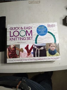 NEW 2007 Reader’s Digest Quick & Easy Loom Knitting Set - Picture 1 of 6
