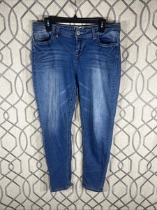 Wallflower Jeans Womens 11 Blue Stretch Denim Medium Wash Embroidered 34x27 - Picture 1 of 9