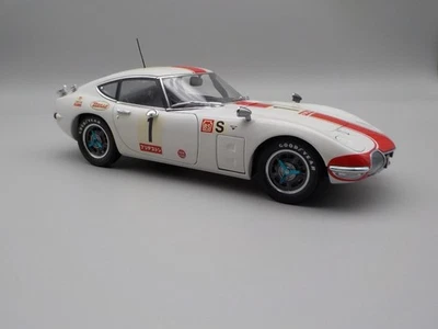 Auto Art 1/18 Toyota 2000Gt 24HRS FUJI 1967 authentic from Japan Free shipping - Image 1 of 4