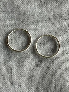 Vintage 925 Sterling Silver 9mm Hollow Hoop Earrings 0.5 Grams ~ J34 - Picture 1 of 4
