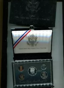1994 UNITED STATES SILVER PREMIER SET LOT OF 2 ORIGINAL GOVERNMENT BOX AND COA - Picture 1 of 1