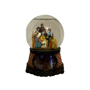 2012 Vintage ROMAN Nativity Scene Musical Water Snow 6" Globe - Nice! - Picture 1 of 4