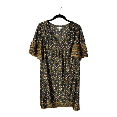 Chelsea & Violet Green and Gold Floral Short Sleeve Tasseled Tunic Dress Sz M - Image 1 of 4