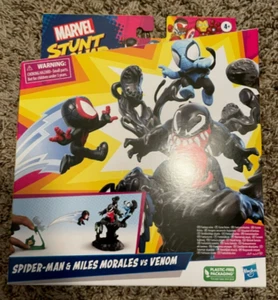 Marvel Stunt Squad Villain Knockdown Playset Spider-Man & Miles Morales vs Venom - Foto 1 di 5