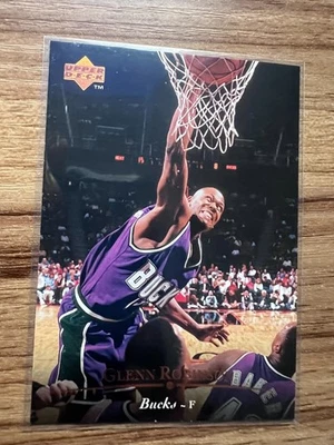 1995-96 Glenn Robinson- Upper Deck #13  - Milwaukee Bucks - Image 1 of 2